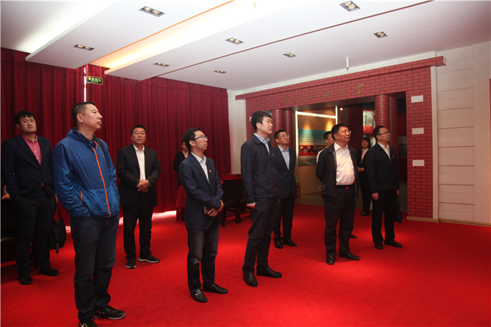 1527476848895032881.jpg 2.jpg